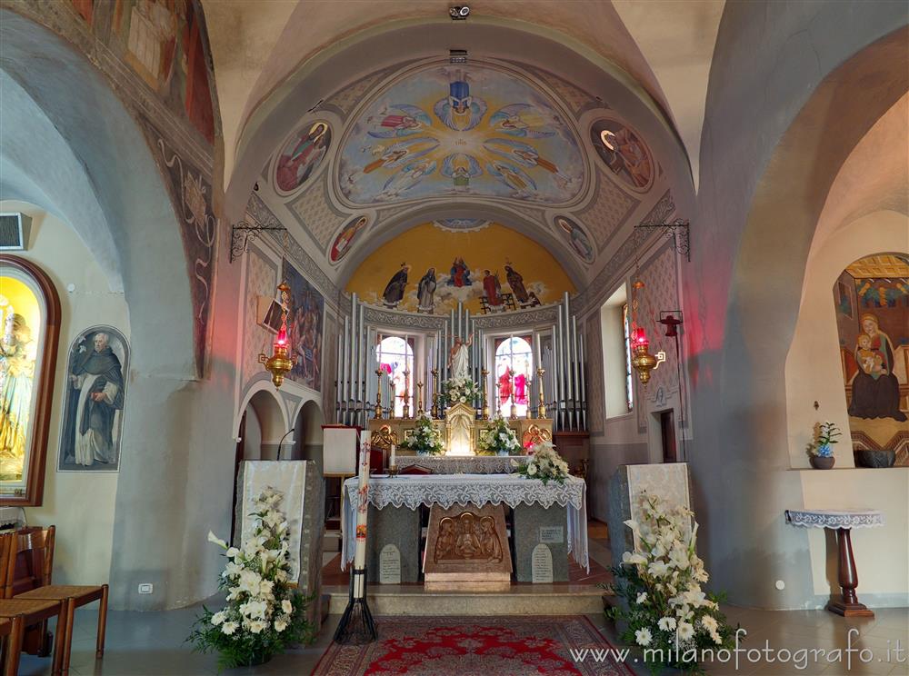 Verrone (Biella) - Presbiterio della Chiesa di San Lorenzo